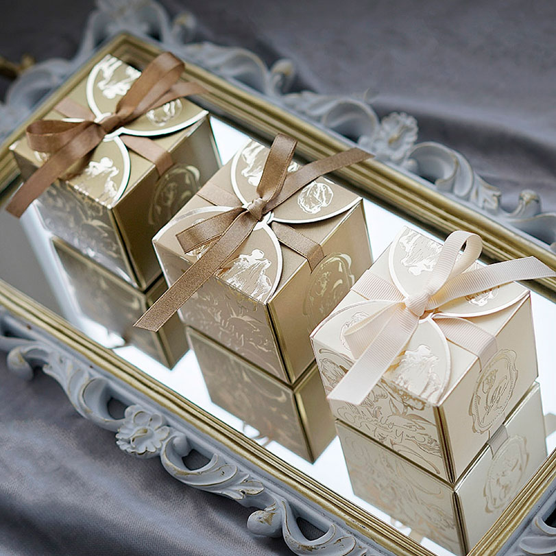Square Paper Gift Boxes with R - Event Party Box ulasan dan harga